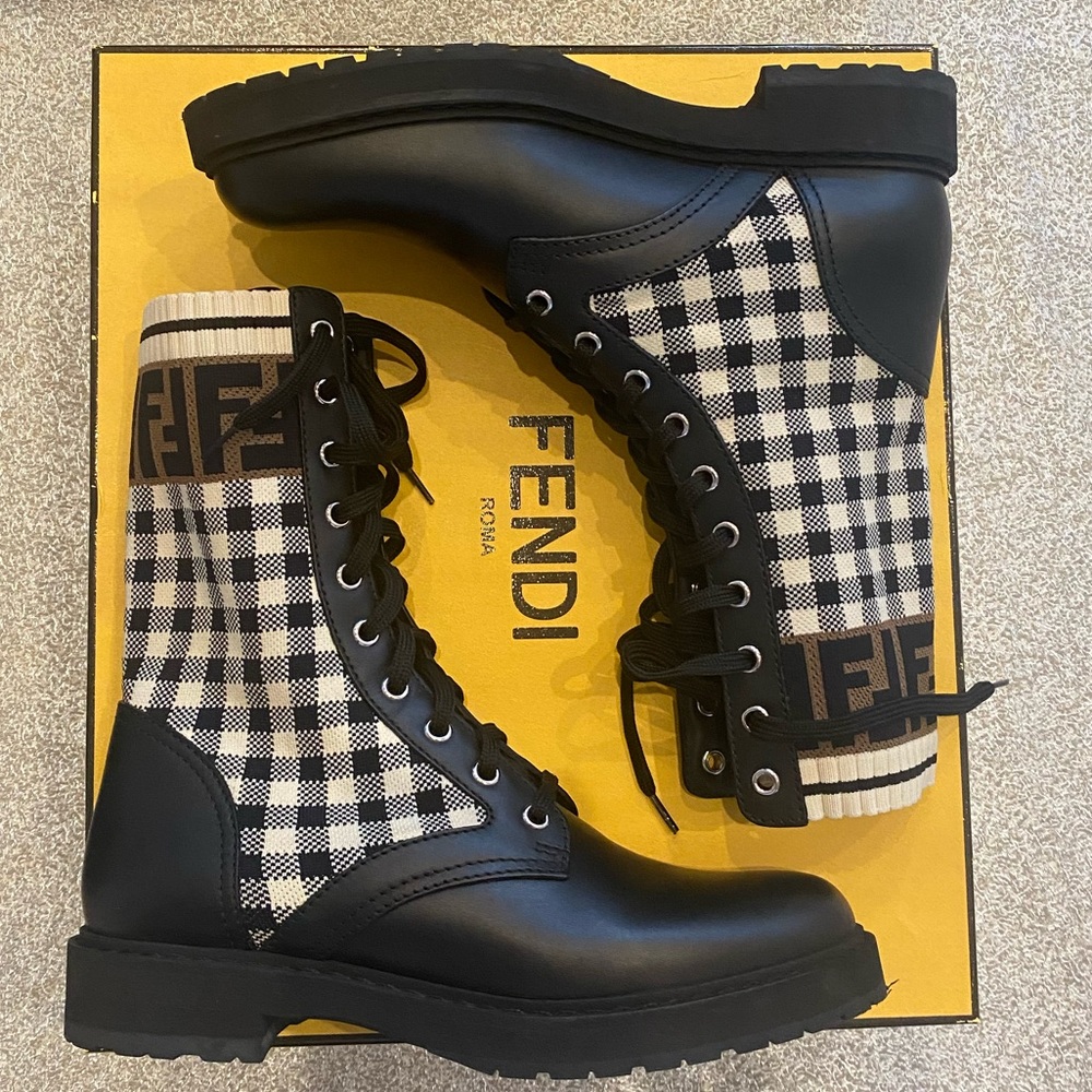Fendi Women’s Combat Boot Knit Black White Plaid Print Brand New
